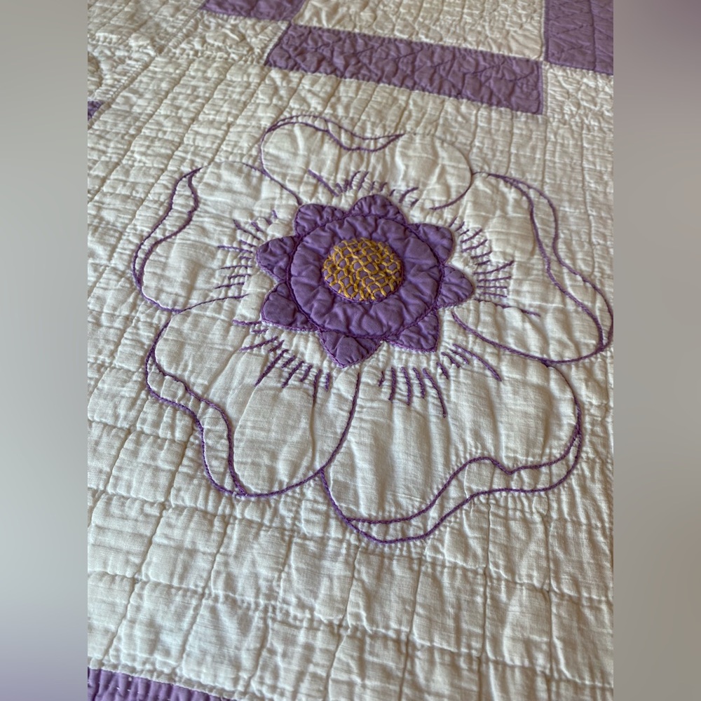 Handmade Lavender Quilt with large Flowers! 74”/92” - Picture 5 of 9